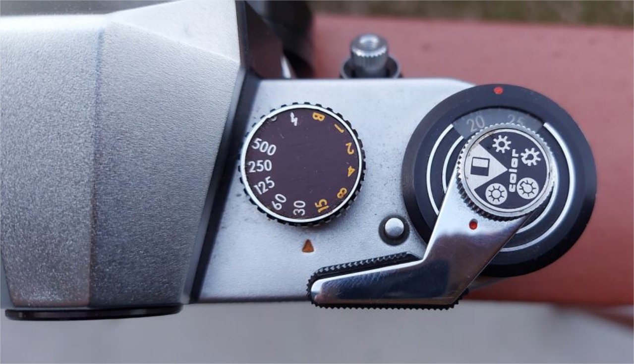 Praktica PL Nova 1 SLR (1964-1969) - アナログヴィンテージカメラ