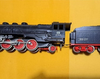 Vintage Marklin Mini-club 8104 German Z Scale Steam Locomotive