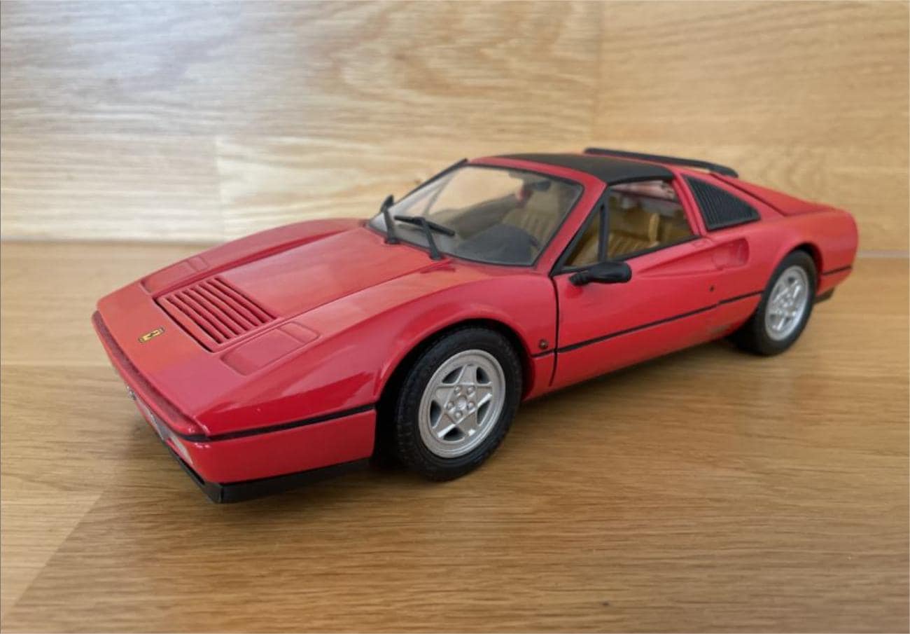 Anson Ferrari 328 GTS (1985) Diecast Model Car - Scale 1/18 - Red