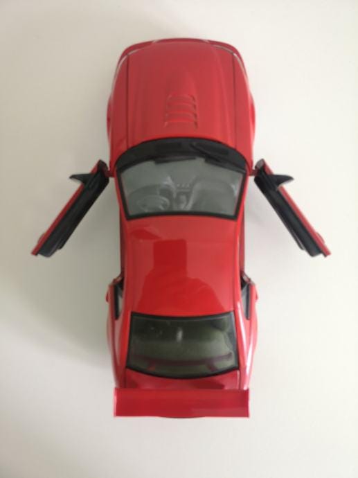 Maisto Ford Mustang SVT Cobra R (2000) Diecast Model Car - Scale 1