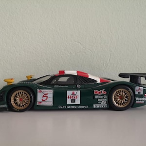 Maisto Porsche 911 GT1 (1998) Diecast Model Car - Scale 1/18 - Green - Diecast Metal Collectors Model - No Box - Vintage