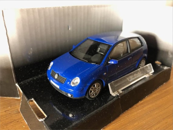 Cararama Volkswagen VW Polo Diecast Model Car - Scale 1/43 - Blue