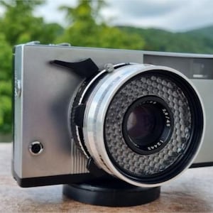 KMZ Zorki 10 (1964-78) - Analog Rangefinder Camera - with Industar 63 40mm f/2.8 (1:2.8) Tessar Lens - 35mm Film-Working Condition - Vintage