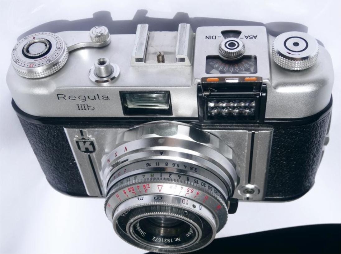 Braun Paxette Reflex Ib (1958-1963) - Analog Vintage Camera - With