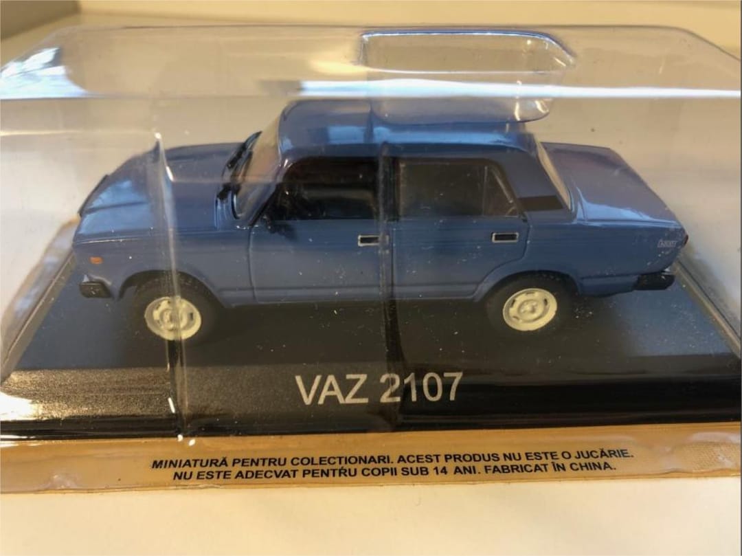 Lada Riva Scale VAZ 2107 (lada Riva) Classic Diecast Model Car - Scale 1/43 - Blue ...