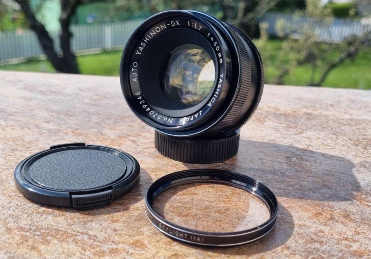 YASHICA YASHINON DX 50mm f1.4 m42マウント Yashica Auto Yashinon-DX 50MM F1.4 M-42 Screw Mount Lens – Camera