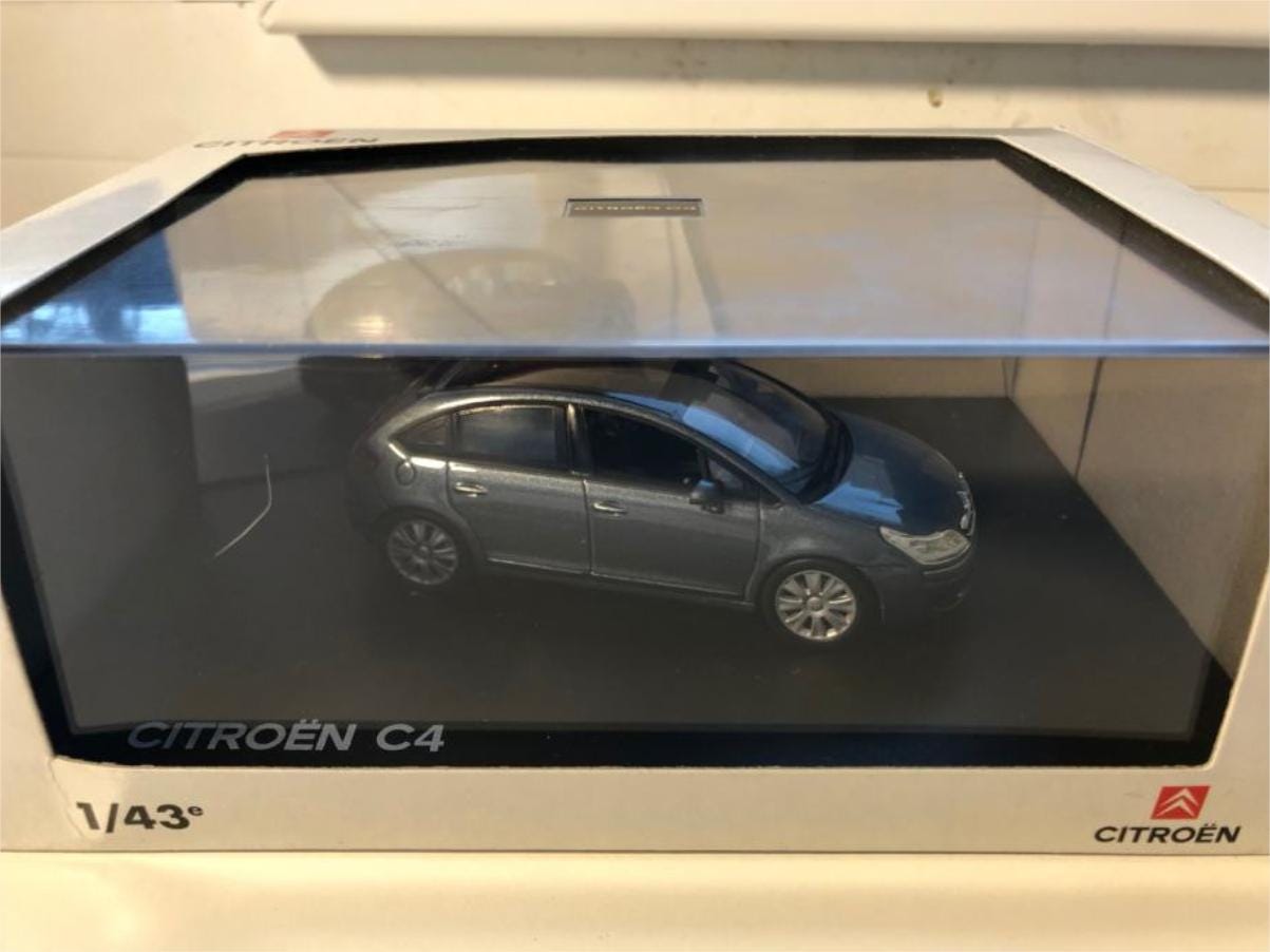Norev 2004 Citroen C4 Diecast Model Car - Scale 1/43 - Blue