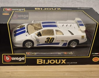 BURAGO 1/24 LAMBORGHINI Sian FKP-37 Red Supercar Diecast Scale Model