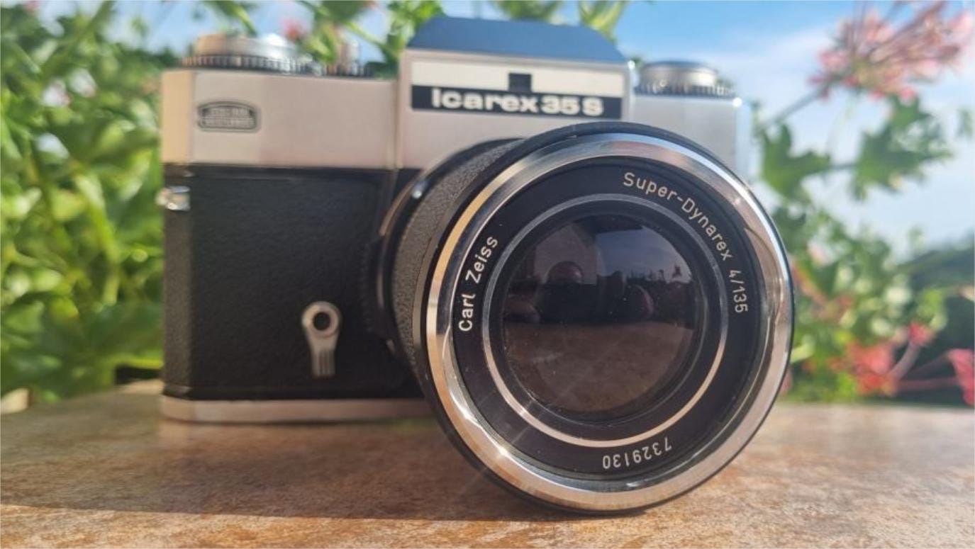 ツァイス・イコン イカレックス 35S TM (1970年代) - アナログ