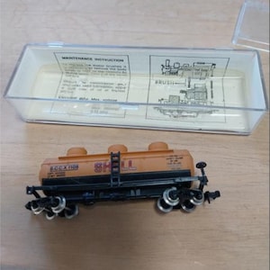 LifeLike järnvägsvagn - Shell 7782 godsvagnsvagn tankvagn - Brun - DC - Spår N - Skala 1:160 - Originalkartong - Vintage