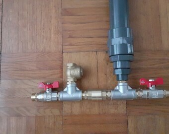 Ensemble complet ou kit de pompe à eau pour bélier hydraulique 1/2 po. Acier et laiton avec réservoir en PVC