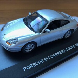 Serie Oro 1997 Porsche 911 Carrera Coupe Diecast Model Car - Scale 1/43 - Silver - Diecast Metal Collectors Model - Original Box - Vintage