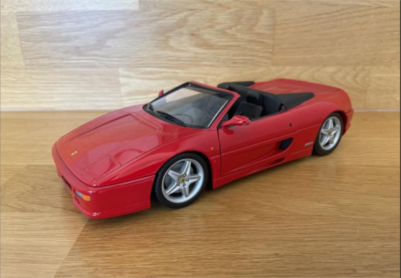 UT Models 1995 Ferrari F355 Spider Diecast Model Car - Scale 1/18