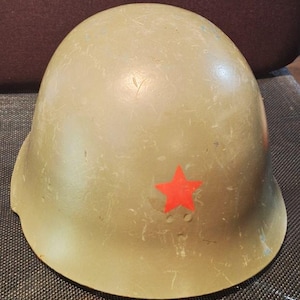 Casco de infantería del Ejército Nacional Yugoslavo de la Guerra Fría - Casco militar yugoslavo de la década de 1960 - Ejército yugoslavo - Coleccionable vintage original