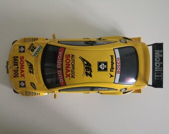 Maisto Mercedes-benz CLK-DTM (2004) Diecast Model Car - Scale 1/18