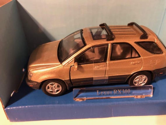 Cararama Lexus RX300 Diecast Model Car - Scale 1/43 - Silver