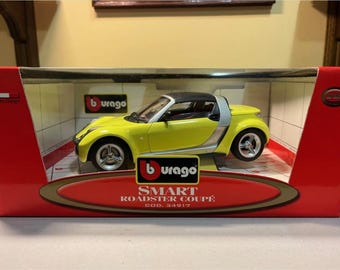 SMART ROADSTER COUPE Burago 1/18 EUR 34,00 - FR