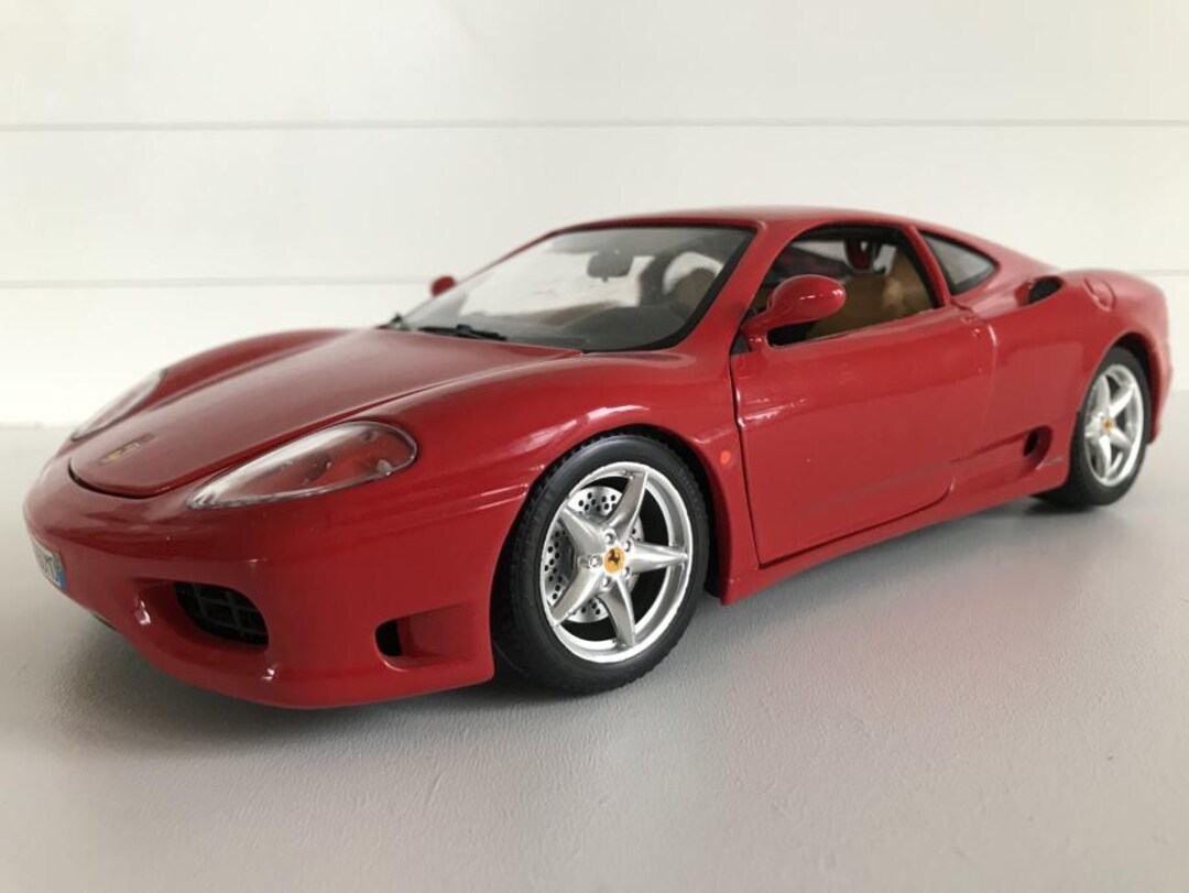 Bburago フェラーリ 360 モデナ (1999) ダイキャストモデルカー