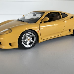 Bburago Ferrari 360 Modena (1999) Diecast Model Car - Maßstab 1/18 - Gelb - Diecast Metal Sammlermodell - Ohne Box - Vintage