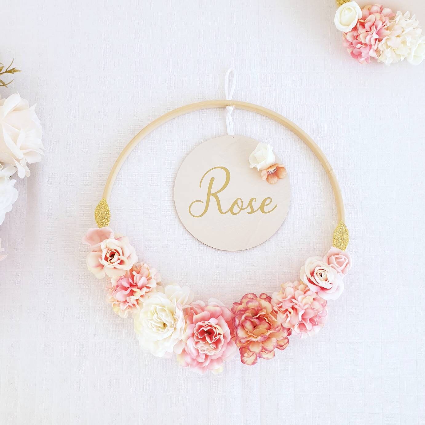 Couronne Prénom Bébé , Enfant avec Fleurs - Couronne Personnalisable Diam 20cm