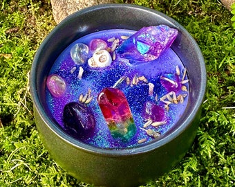 Cauldron Candle: Vegan Coconut Soy Wax with Crystals & Charms