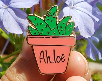Garden Friends Ahloe Pflanze Emaille Pin - Aloe Vera Pin, süße Natur Pin, Kawaii Pins, süße Pflanzen Pins, Frühlingsschmuck, süße Anstecknadel