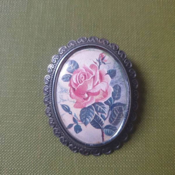 Vintage Floral Brooch/ Vintage TLM Brooch/ Vintage Accessory/ Signed jewellery