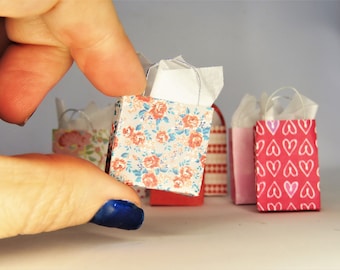 Dollhouse Miniature Valentine's Day Gift Bag Download - Printable - 1:12 Scale
