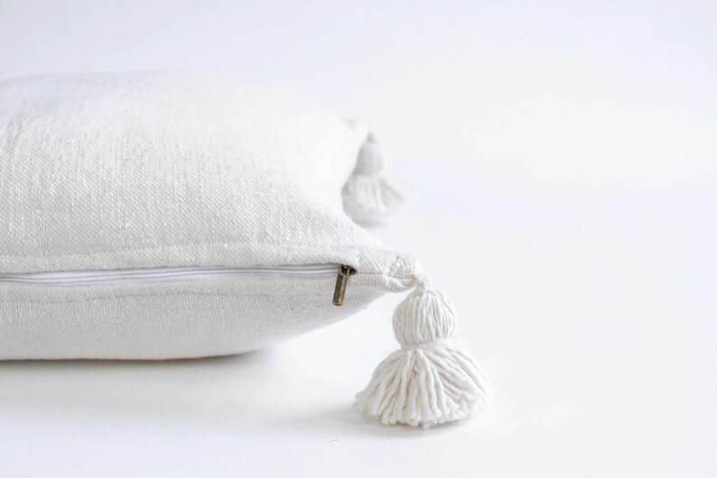 Set of 2 /20x20 Tassel Pillow Cover white / / Pom Etsy