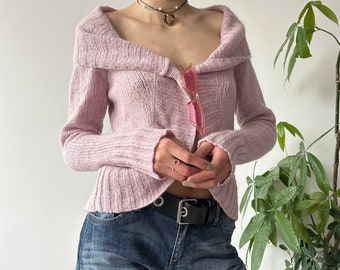 Vintage 90's 2000's Baby Pink One Button Off Shoulder Collared Knit Cardigan Jumper | Coquette Balletcore Style | Size M