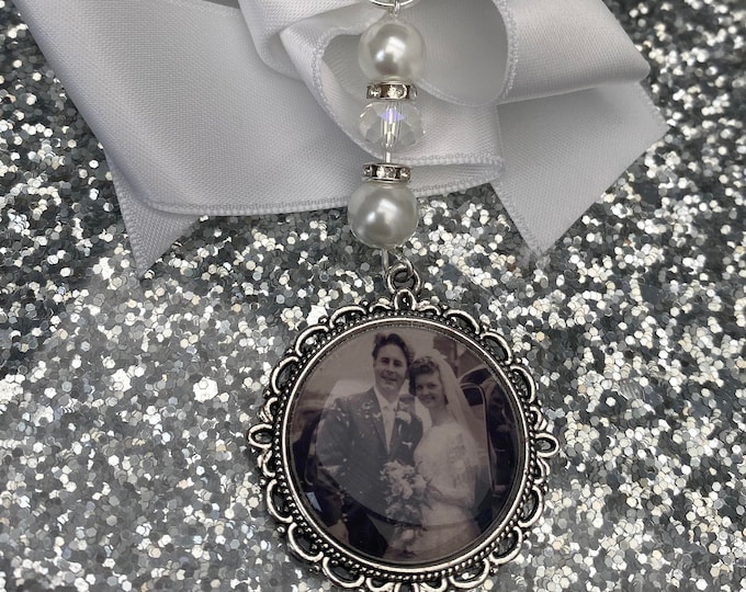 Personalised Loving Memory Memorial Charm/Locket/Brooch/Any Photo/Bride/Wedding/Walk With Me/Gift For/If Heaven Wasnt So Far/Remembrance