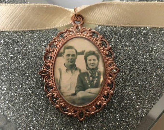 Rose Gold Oval Wedding Bridal Bouquet Charm/Shower/Brooch/Personalised/Any Photo/Memorial/Keepsake/Wedding Flowers/Bride/Memory/Remembrance