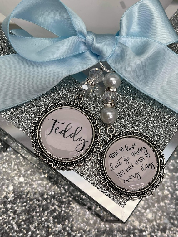 those we love don’t go away/loving memory charm locket/brooch/Personalised with any name/wedding ideas/bride/memorial/keepsake/dad/mom