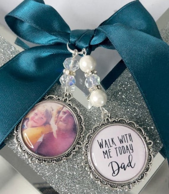 Walk with me today dad loving memory charm locket brooch.Personalised with any photo.Ideal for wedding,bride.memorial keepsake,Swarovski