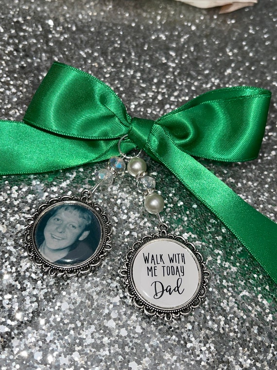 Walk with me today dad loving memory charm locket brooch.Personalised with any photo.Ideal for wedding,bride.memorial keepsake,Swarovski,