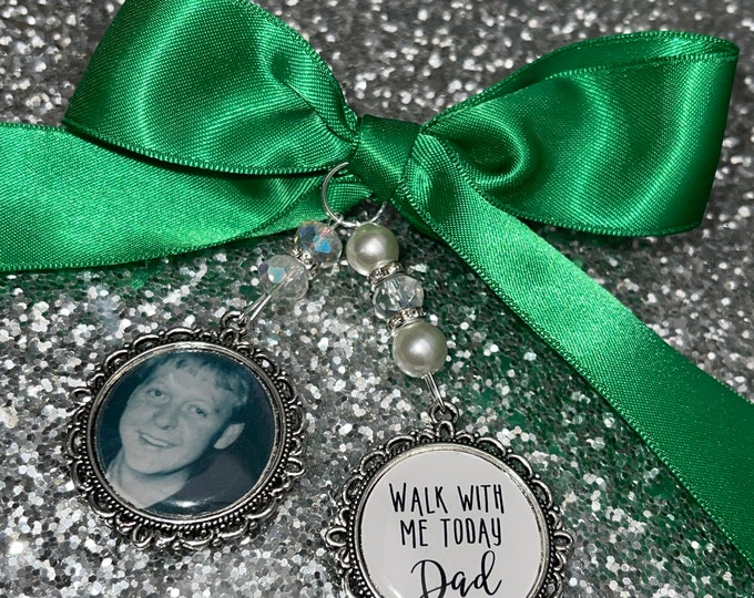 Walk with me today dad loving memory charm locket brooch.Personalised with any photo.Ideal for wedding,bride.memorial keepsake,Swarovski,