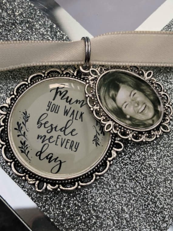 Memory memorial remembrance wedding bouquet charm/heaven/bridal/loved one/mum/mom/dad/you walk beside me every day/plus photo oval charm