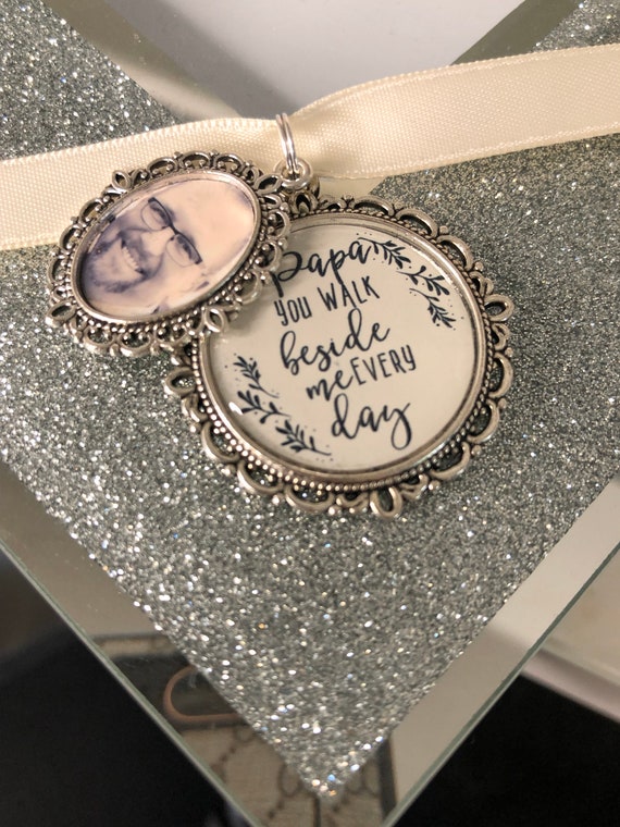 Memory memorial remembrance wedding bouquet charm/heaven/bridal/loved one/mum/mom/dad/you walk beside me every day/plus photo oval charm
