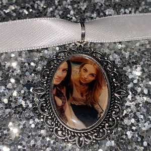 Oval Memory Bouquet Locket/Brooch Personalised Wedding Photo Charm/Oval Shape Keepsake & Ribbon/Wedding Flower Bride Gift For Her/Him Groom