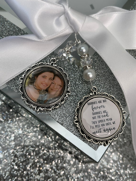 Wedding bouquet memorial bereavement bridal keepsake gift memory bouquet charm heaven photo charm keepsake bride groom