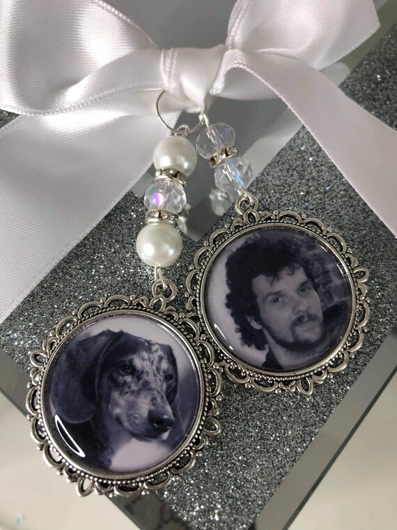 Photo memory charm loving memory charm locket brooch.Personalised with any photo.Ideal for wedding,bride.memorial bouquet charm