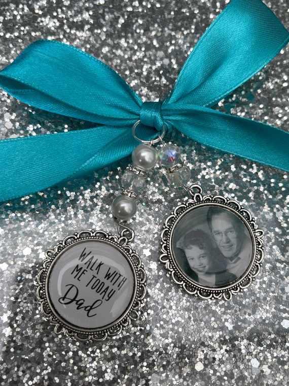 Walk with me today dad loving memory charm locket brooch.Personalised with any photo.Ideal for wedding,bride.memorial keepsake,Swarovski,