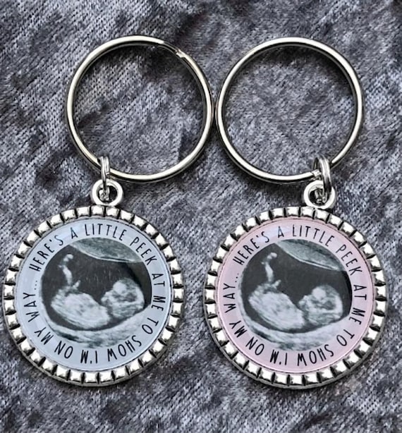 Baby Scan Pregnancy Announcement Keyring | Little Peek Custom Sonogram Keychain Keyring | Reveal Gift for Grandparents| Ultrasound Keepsake