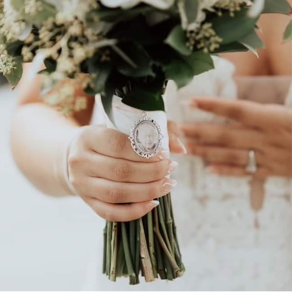 Bouquet Photo Charms for Wedding Memory Honoring India