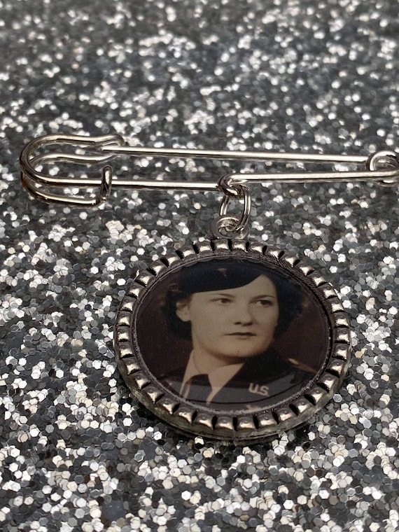 Memorial Memory remembrance photo charm kilt pin bouquet charm,wedding groom best man usher,personalized personalised any photo, keepsake