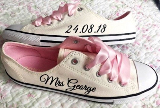 diy wedding converse