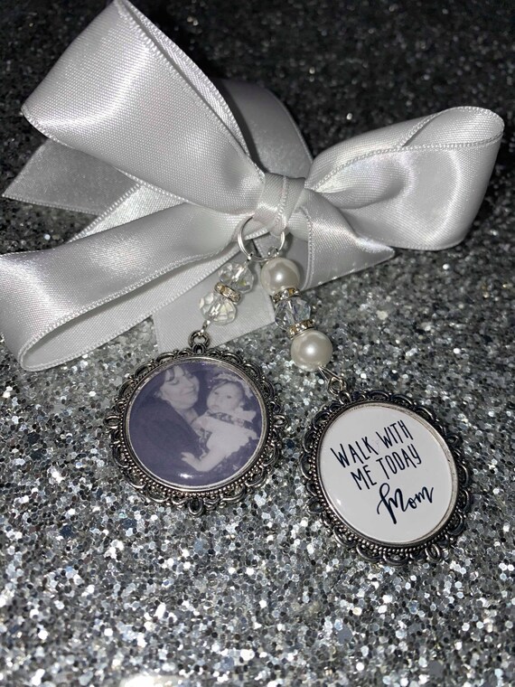 Memory memorial heaven charm bridal bouquet, walk with me today dad mum mom poem & photo pearl beads something blue.Swarovski.bride.wedding