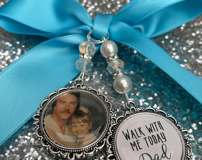 Walk with me today dad loving memory charm locket brooch.Personalised with any photo.Ideal for wedding,bride.memorial keepsake,Swarovski,