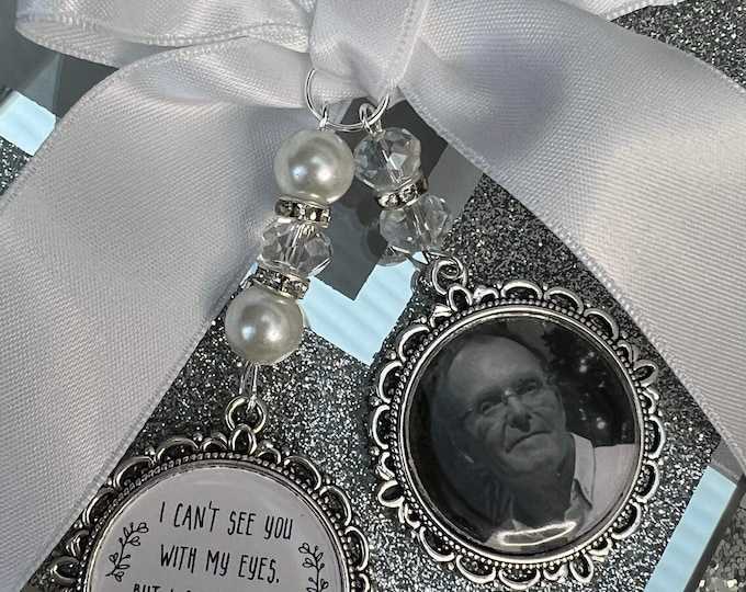 I Can’t See You With My Eyes/Loving Memory/Memory Charm/Memorial/Locket/Brooch/Personalised With Any Photo/Bride/Wedding/Heaven