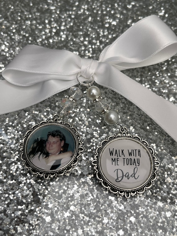 Walk with me today dad loving memory charm locket brooch.Personalised with any photo.Ideal for wedding,bride.memorial keepsake,Swarovski,